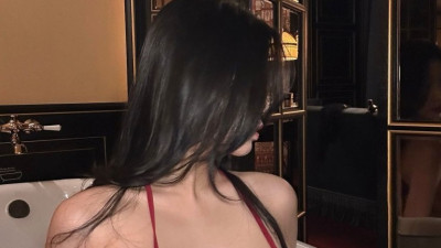 욕조 안 에디린